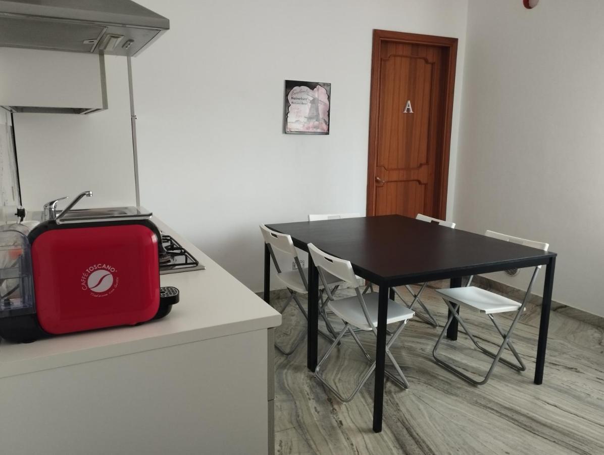 Thomas'Home Comiso Esterno foto